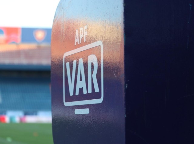 Análisis del VAR en una de las semifinales del Torneo Clausura