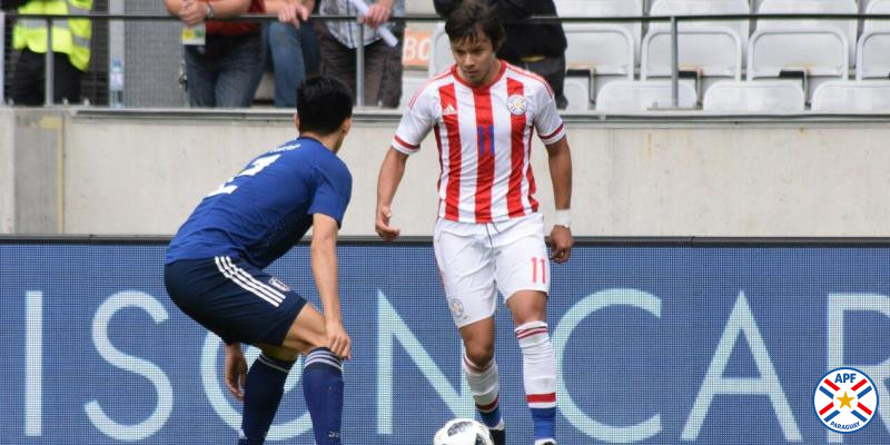 La Albirroja cede ante Japón