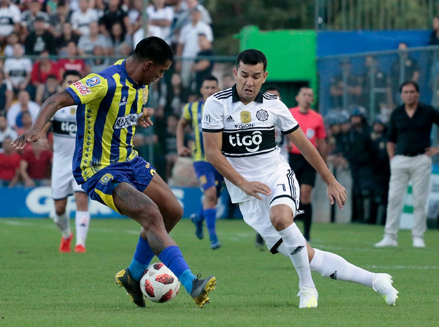 Deportivo Capiatá empata a Olimpia en tiempo de adición