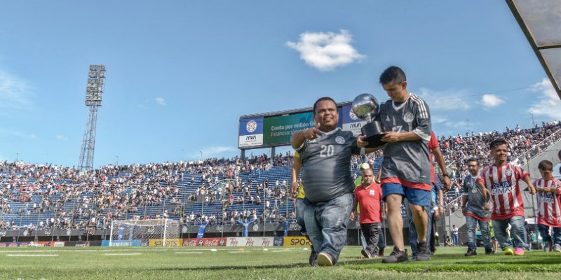 Un merecido homenaje