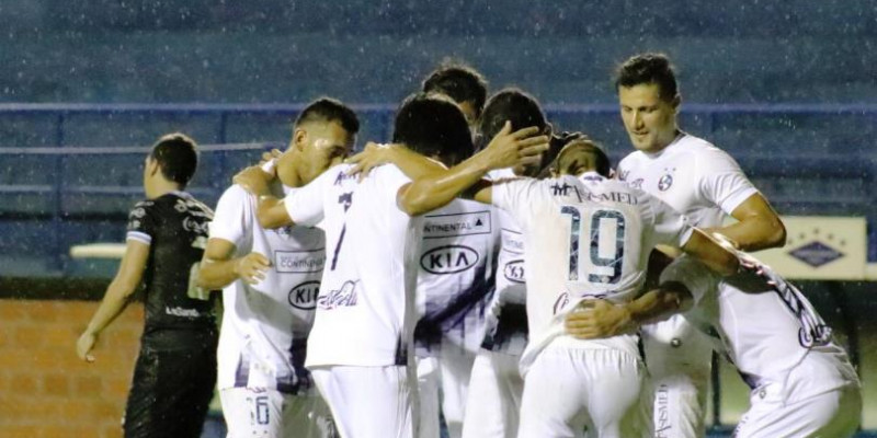 Adentro Sol de América