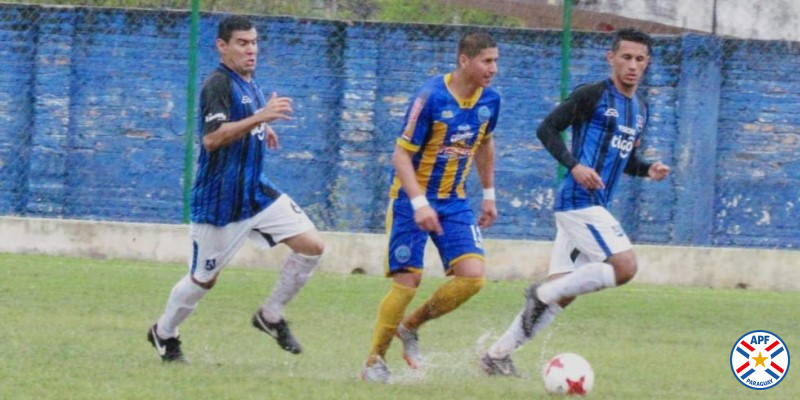 Entre fútbol y cancelaciones