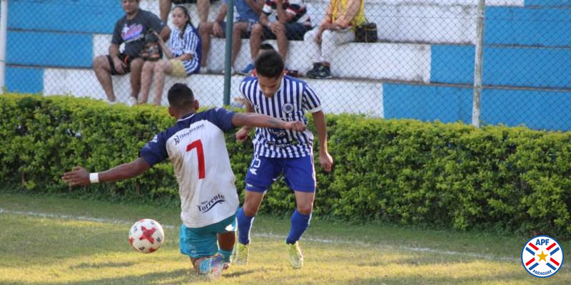 El líder se frena ante Hayes
