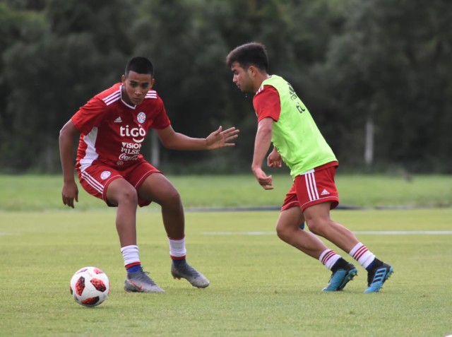 Albirroja Sub 23: Práctica de fútbol, la tarea principal de la tarde
