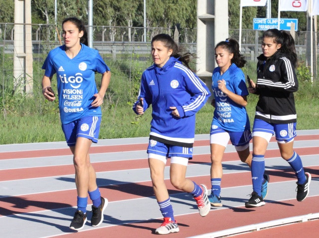 Albirroja Femenina prosigue con las evaluaciones, en el COP