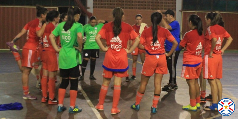 La Albirroja intensifica