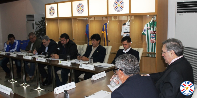 Simultaneidad en dos partidos