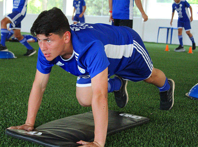 La Albirroja Sub 15 con trabajos preventivos