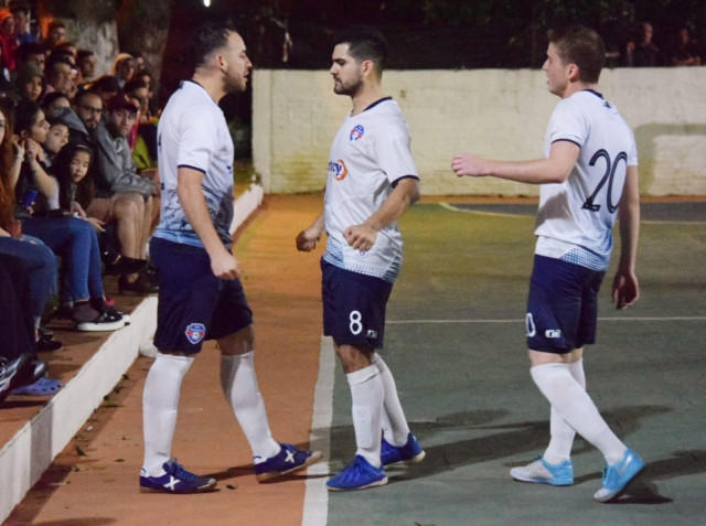 Colo Colo sigue marcando el ritmo