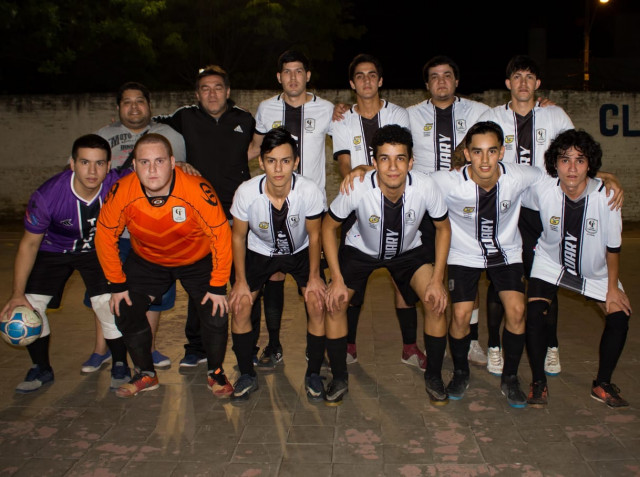 Tacuary sigue marcando el ritmo