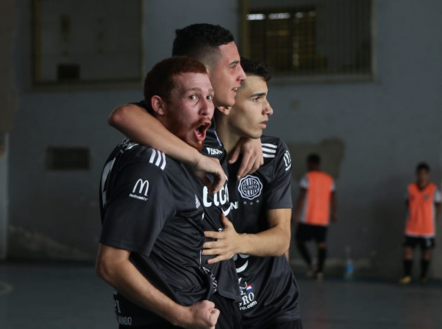 Por un lugar en las semifinales