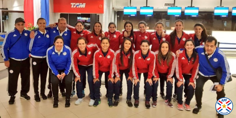 Albirroja de Futsal, a Bolivia