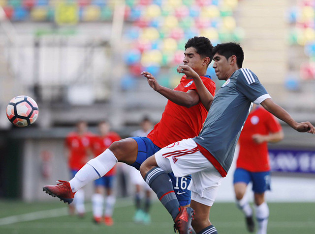 Victoria de la Albirrojita ante Chile