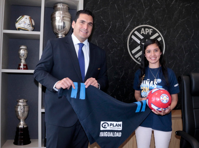 La APF se sumó a la campaña "Niñas al poder"