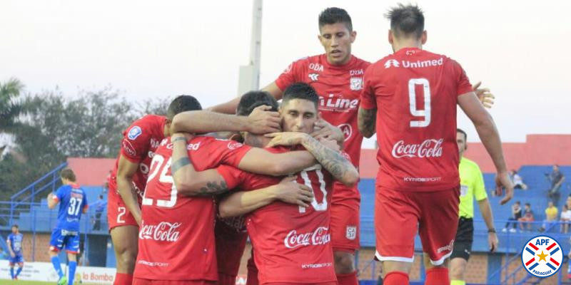 El "3" sorprende a Independiente