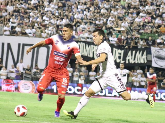 Olimpia - Nacional, paridad sin la emoción del gol en la noche dominical