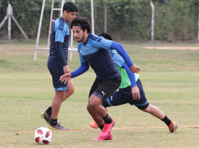 Albirrojos prosiguen con intensos entrenamientos en Ypané.