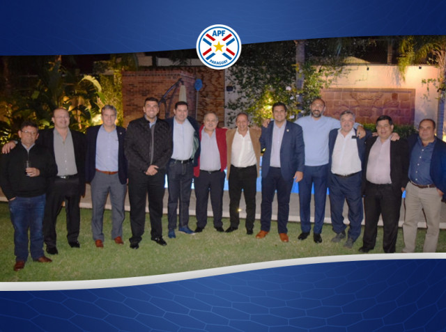 Juntos y con la misma camiseta: la del fútbol paraguayo