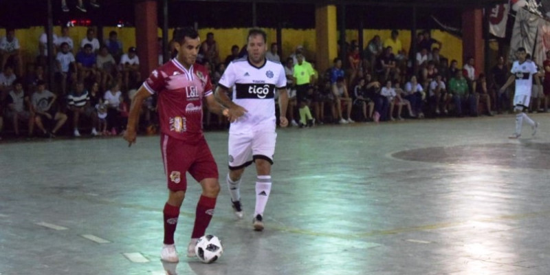 Olimpia goleó en cuartos de final