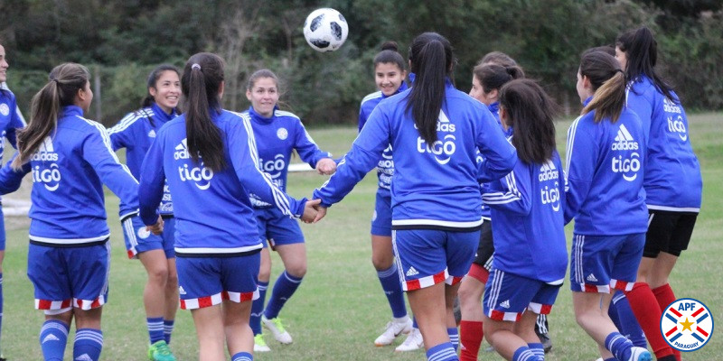 Fútbol reducido en el quinto día