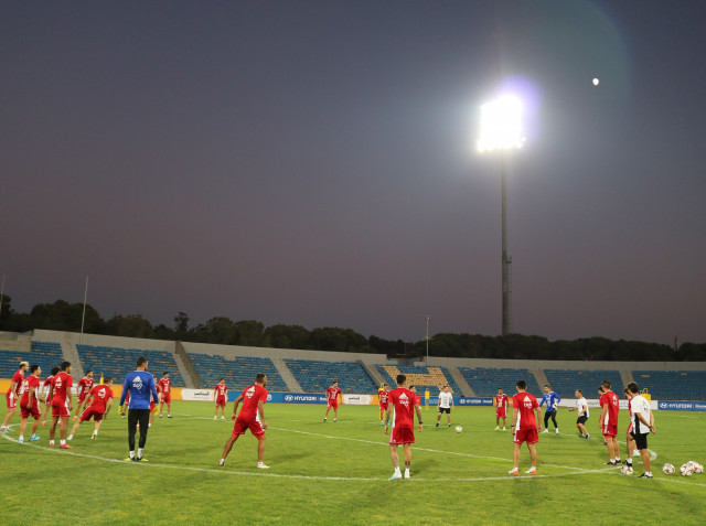 Paraguay se movilizó en la sede del juego vs. Jordania en la víspera del amistoso en Amán