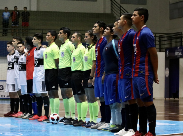 El balón comenzó a rodar
