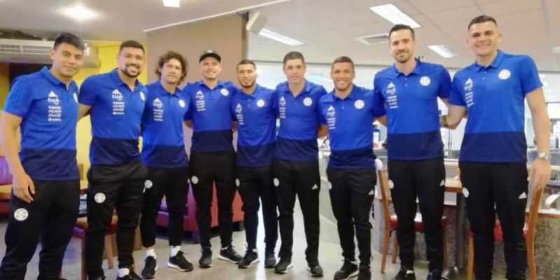 Los adelantados de la Albirroja
