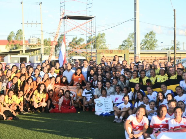 Dieron apertura a la fiesta de la integración