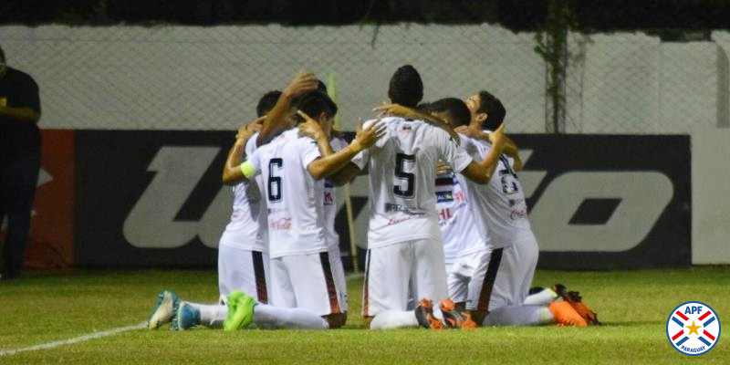 General Díaz se impone de visita