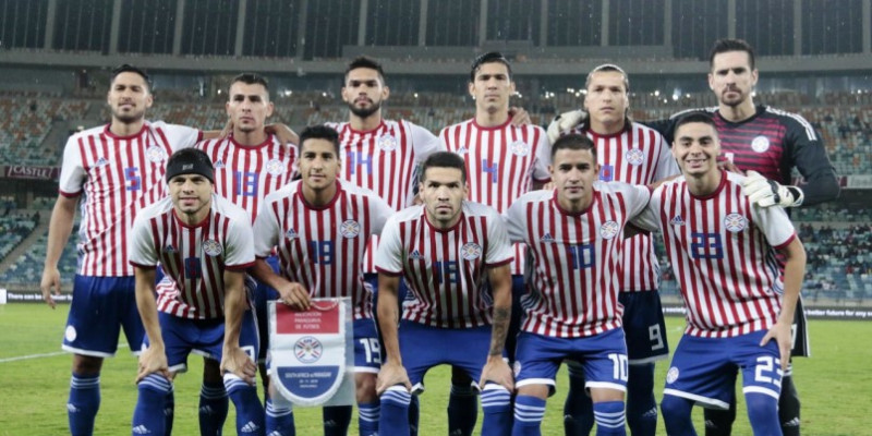 Igualdad albirroja en primer amistoso