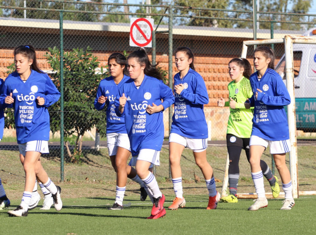 Trabajos tácticos en el tercer día de entrenamiento