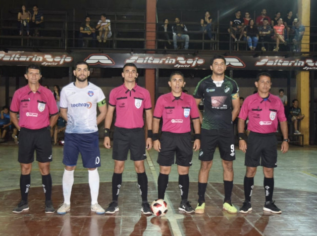 Por el ascenso y el título
