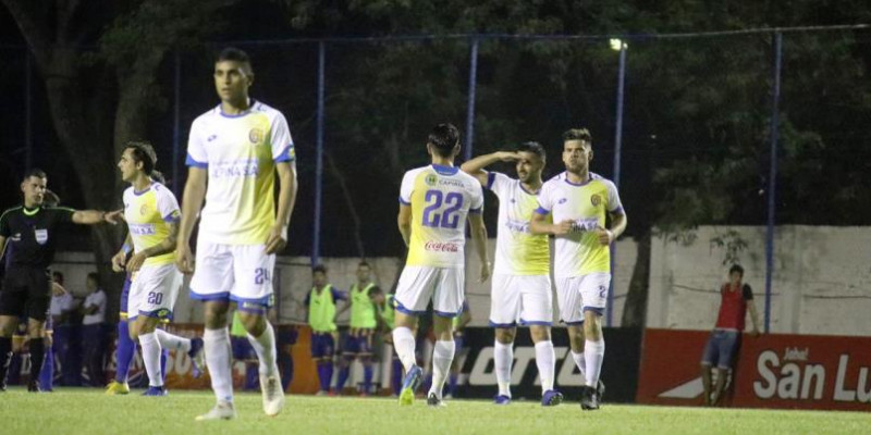 Empate y punto