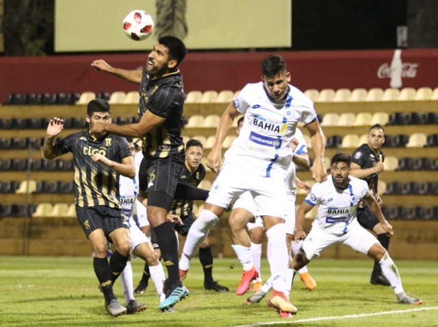 Se dividieron honores en Dos Bocas