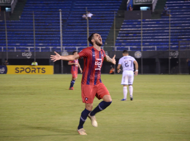 Tremenda goleada de Cerro Porteño ante Sol de América