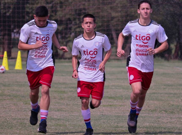 La Albirroja Sub 17 prosigue con su etapa de preparación