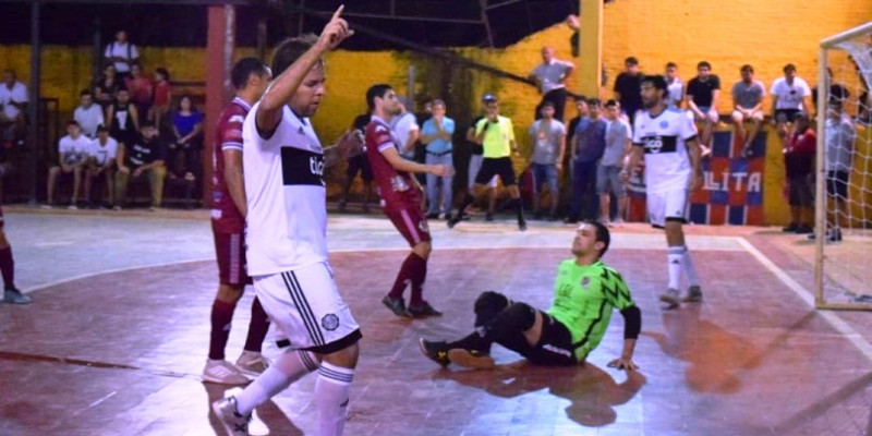 Un lance por cuartos de final