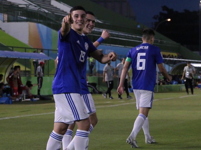 Apunta a los octavos con goleada
