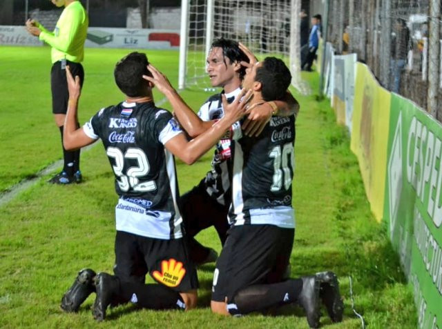 Deportivo Santaní pasó su examen ante la Academia