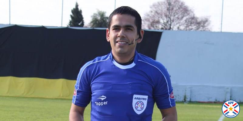 Árbitros para la fecha 22