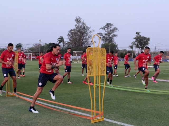 Paraguay cerró sus preparativos para enfrentar a Perú