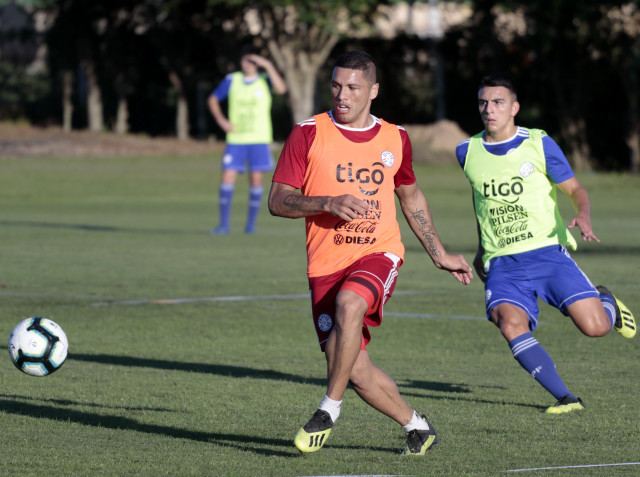 Albirroja desarrolla una nueva jornada a doble turno