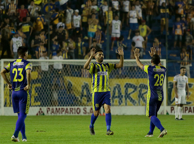 Debut con victoria para Deportivo Capiatá