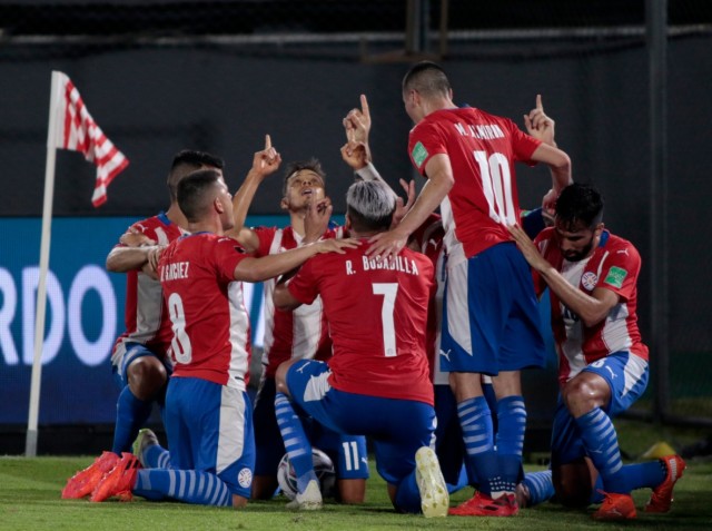 Paraguay lucirá la Albirroja ante Argentina