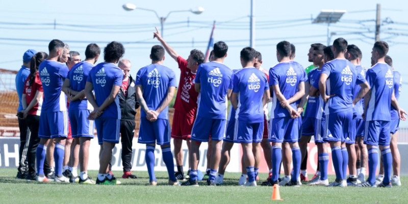 El primer amistoso de la Albirroja