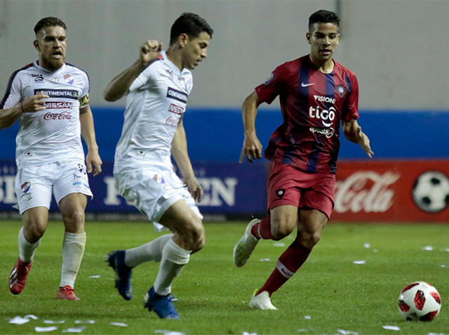 Como buenos vecinos, cierran la fecha con paridad