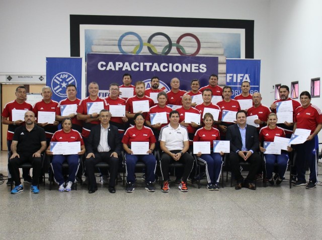 Finalizó el taller para Instructores de Entrenadores de Fútbol Base