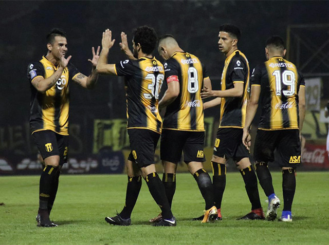 El Indio sonríe por primera vez en el Clausura