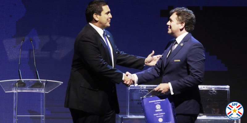 Presidente electo por unanimidad