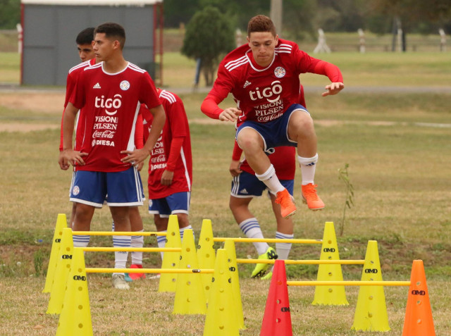 La Albirroja Sub 15 inició pretemporada